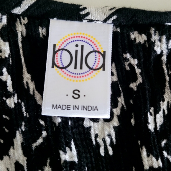 Bila Bohemian Style 3/4 Sleeve Blouse - Picture 5 of 6